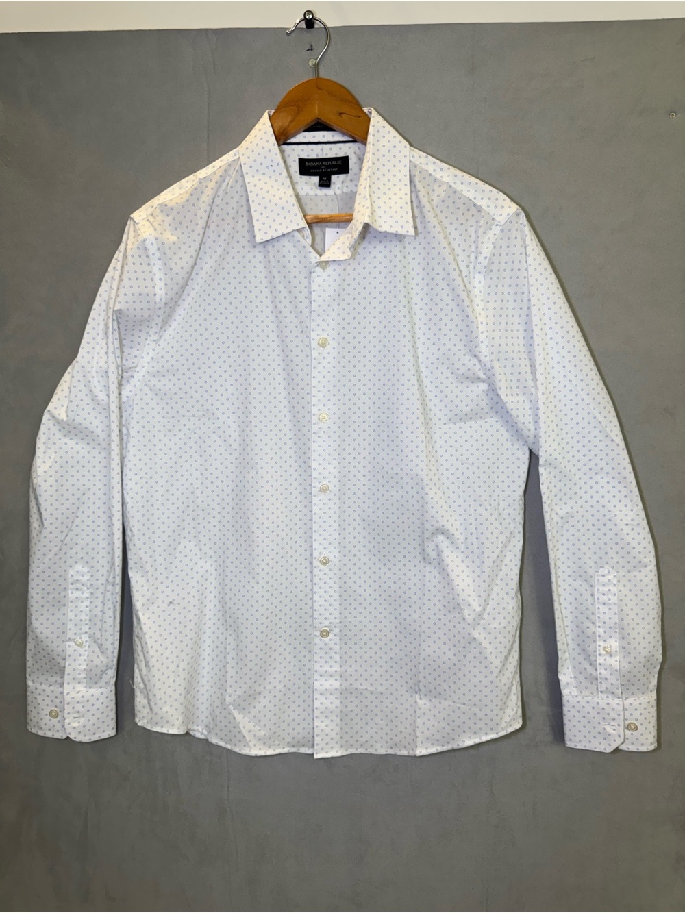 Banana Republic Men’s Wrinkle Resistant Dress Shirt M Blue Print NWT $75